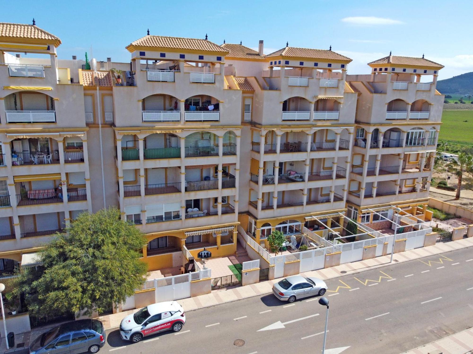 Mar De Cristal Resort Apartamentos - Parking Exterior foto