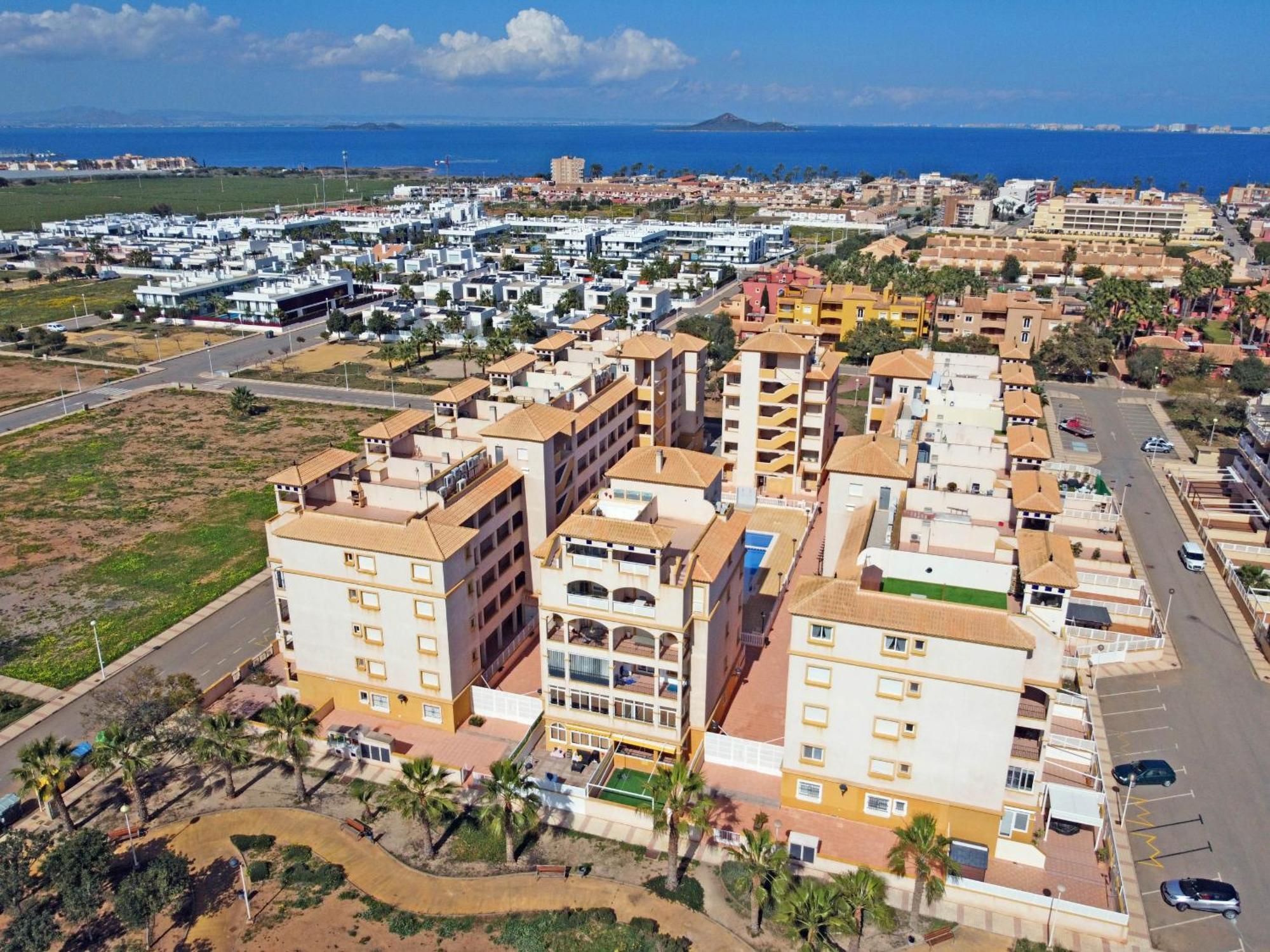 Mar De Cristal Resort Apartamentos - Parking Exterior foto