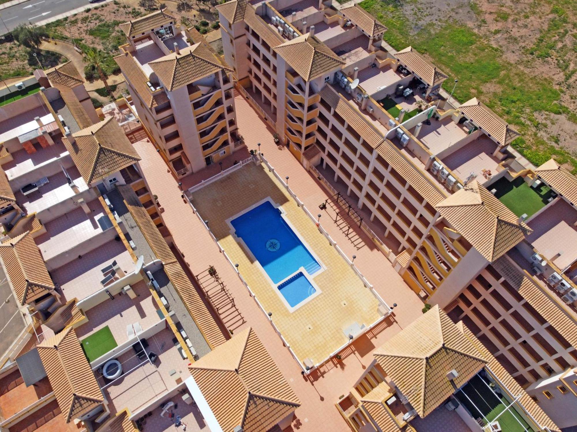 Mar De Cristal Resort Apartamentos - Parking Exterior foto